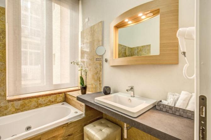 Smart Lux Roma Centro Hotell Exteriör bild