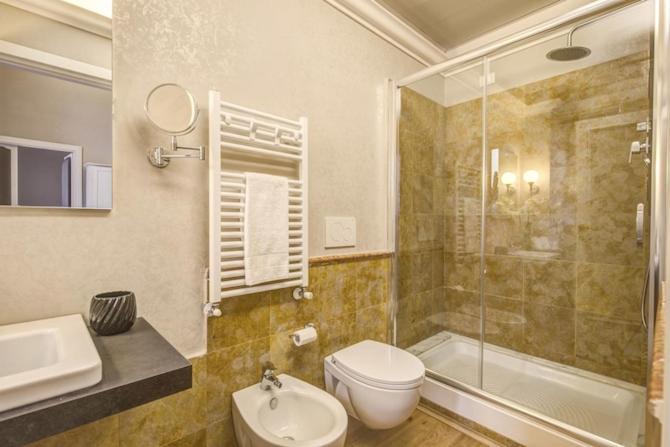 Smart Lux Roma Centro Hotell Exteriör bild
